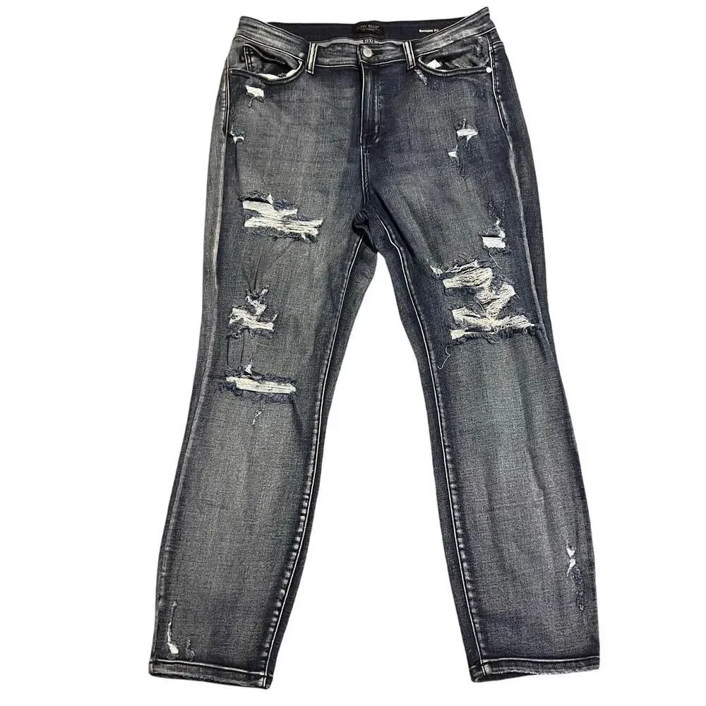 Judy Blue High Rise Distressed Boyfriend Jean. Size 15/32 - Picture 1 of 7